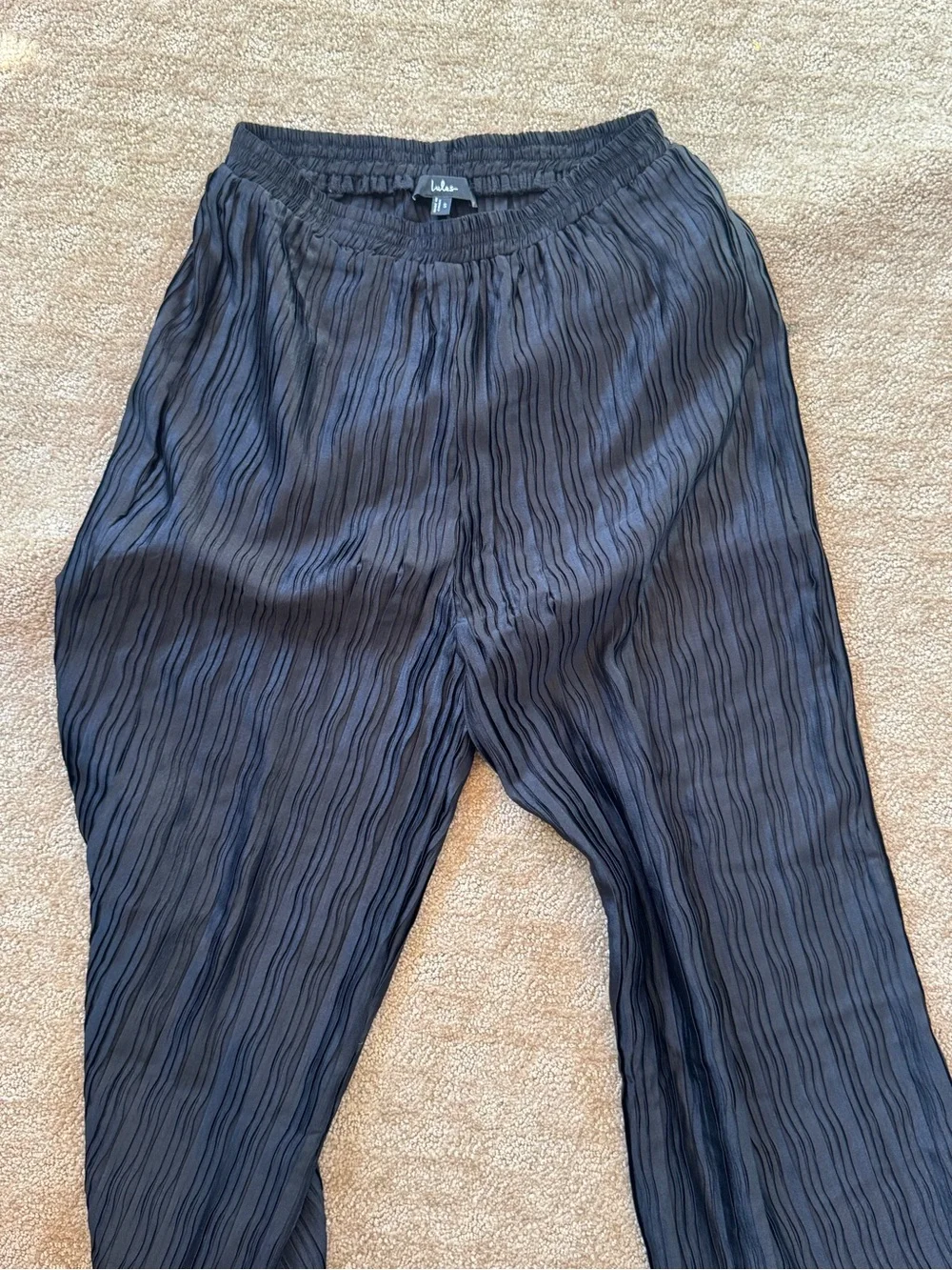 Lulu's Black High-Waist Pleated Wide-Leg Pants